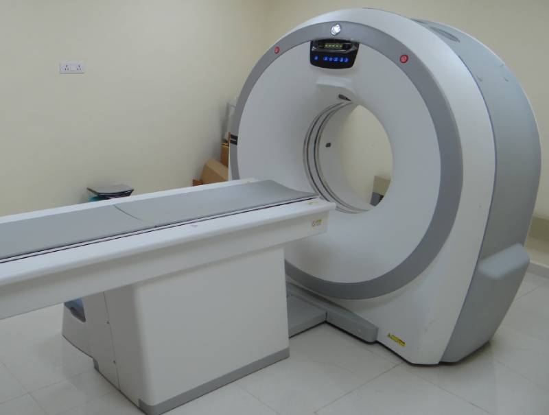 16 slice CT Scan Machine